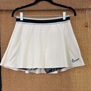 Nike Women's White Skater Skirt
